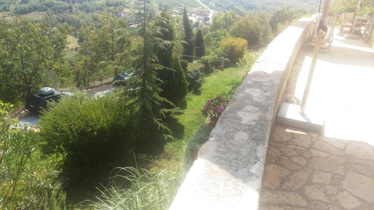 Ruine-Motovun Dh Villa Kültér fotó